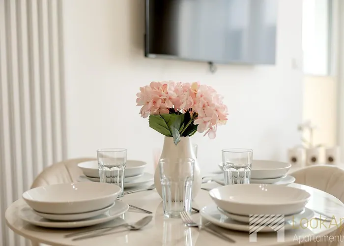 Kopernika By Lookap - Parking W Garazu W Cenie 罗兹